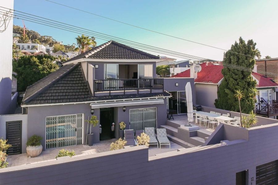 4 Bedroom Property for Sale in Fresnaye Western Cape